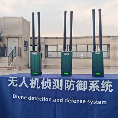 Portable Anti UAV Device 2.4G Anti Drone Equipment High Precision Portable Drone Jammer